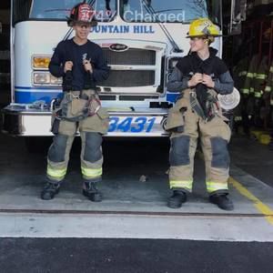 Meet your Posher, Max